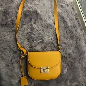 Mustard crossbody bag